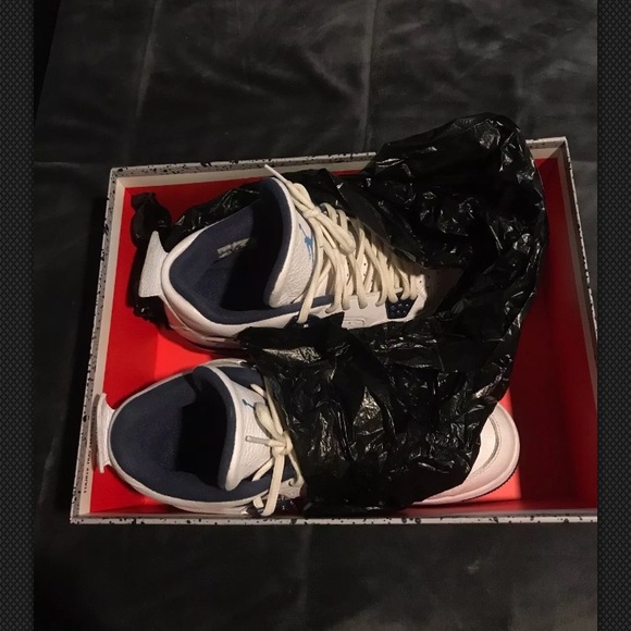 Jordan 4’s - Picture 2 of 3